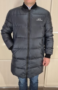 Продам Зимняя новая куртка (бомбер удлиненный)